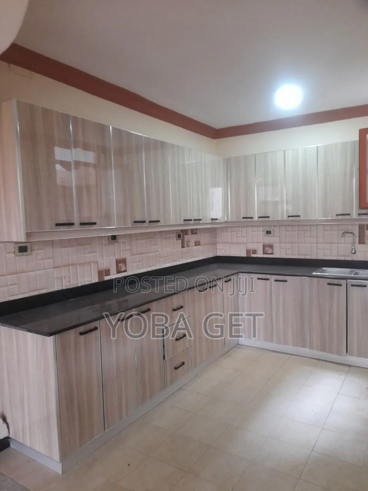 6bdrm House in አስቸካይ የሚሸጥ ቤት, Akaky Kaliti for sale