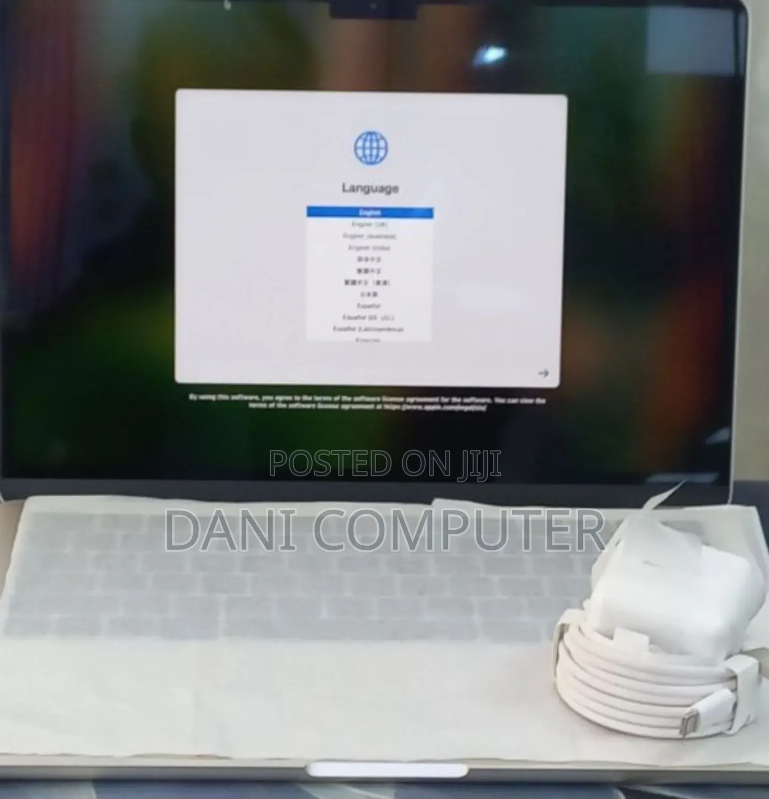 New Laptop Apple MacBook Air 2025 M4 15-Inch 16GB Apple M4 SSD 256GB