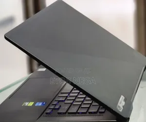 New Laptop Asus ROG Zephyrus G15 16GB Intel Core I7 SSD 512GB