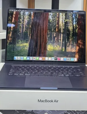 New Laptop Apple MacBook Air 2025 M4 15-Inch 16GB Apple M4 SSD 256GB