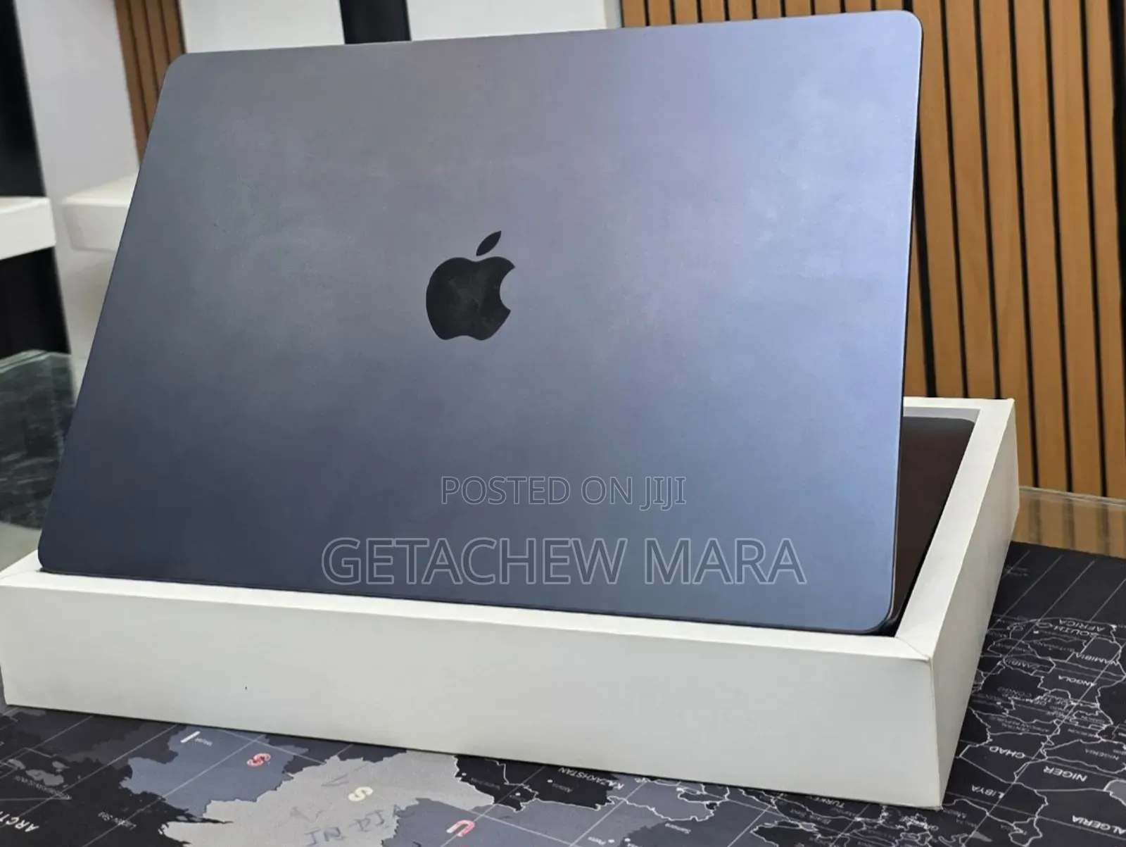 New Laptop Apple MacBook Air 2025 M4 15-Inch 16GB Apple M4 SSD 256GB