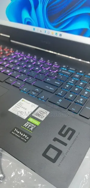 New Laptop HP OmniBook 7 16" 16GB Intel Core I7 SSD 512GB