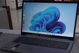 New Laptop Lenovo Ideapad 3 8GB AMD Ryzen 5 SSD 512GB