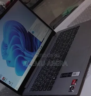 New Laptop Lenovo Ideapad 3 8GB AMD Ryzen 5 SSD 512GB