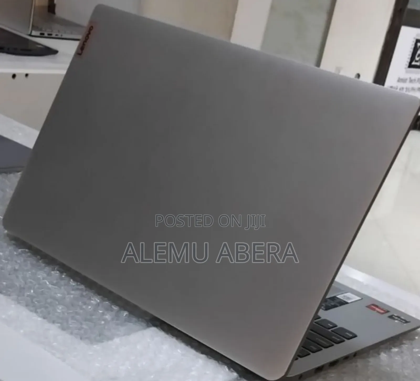 New Laptop Lenovo Ideapad 3 8GB AMD Ryzen 5 SSD 512GB
