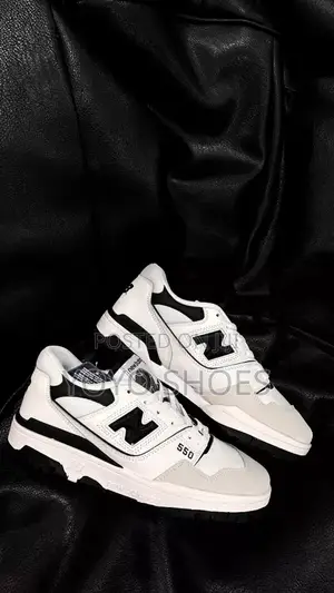 New Balance 550 Oreo White Black Sneaker