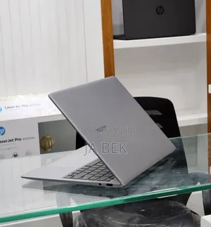 New Laptop 8GB Intel Core I5 SSD 512GB