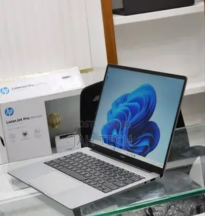 New Laptop 8GB Intel Core I5 SSD 512GB