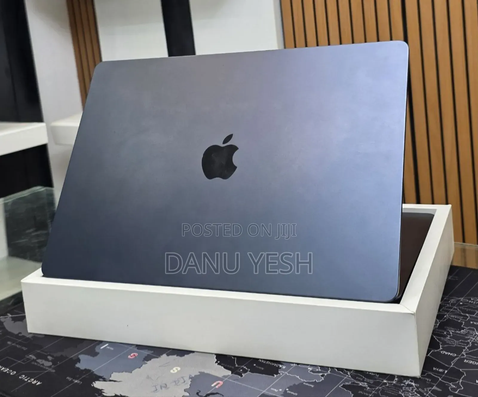 New Laptop Apple MacBook Air 2025 M4 15-Inch 16GB Apple M4 SSD 256GB