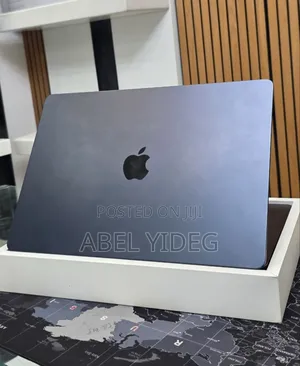 New Laptop Apple MacBook Air 16GB Apple M4 SSD 512GB