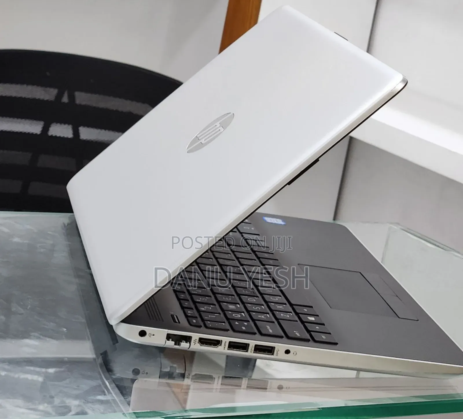 New Laptop HP Stream Notebook 4GB Intel Core I3 HDD 1T