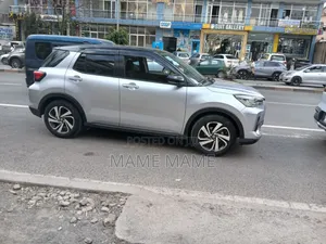 Toyota Raize 2022 Silver