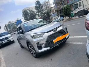 Toyota Raize 2022 Silver