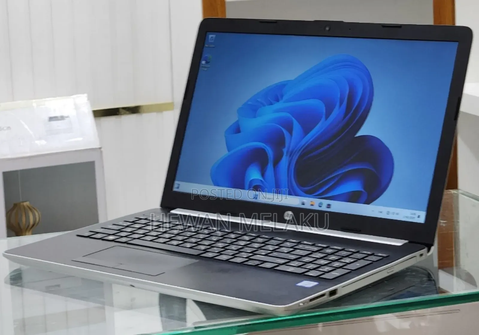 New Laptop HP Stream Notebook 4GB Intel Core I3 HDD 1T