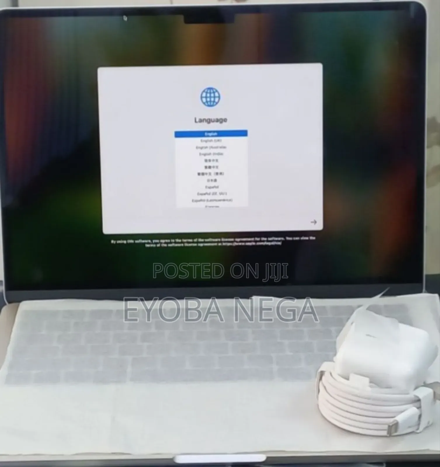 New Laptop Apple MacBook Air 2025 M4 13-Inch 16GB Apple M4 SSD 256GB
