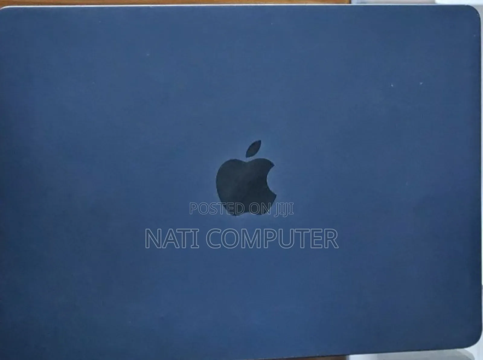 New Laptop Apple MacBook Air 2025 M4 13-Inch 16GB Apple M4 SSD 256GB