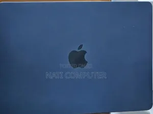 New Laptop Apple MacBook Air 2025 M4 13-Inch 16GB Apple M4 SSD 256GB