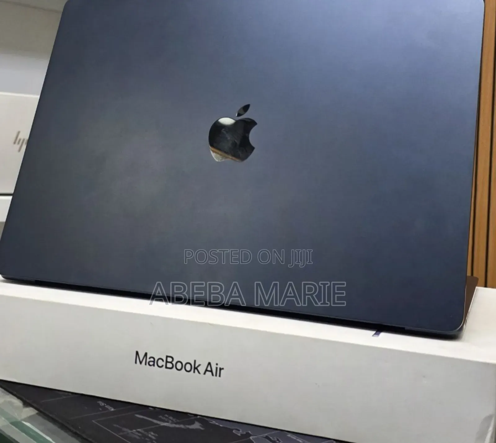 New Laptop Apple MacBook Air 2025 M4 15-Inch 16GB Apple M4 SSD 256GB