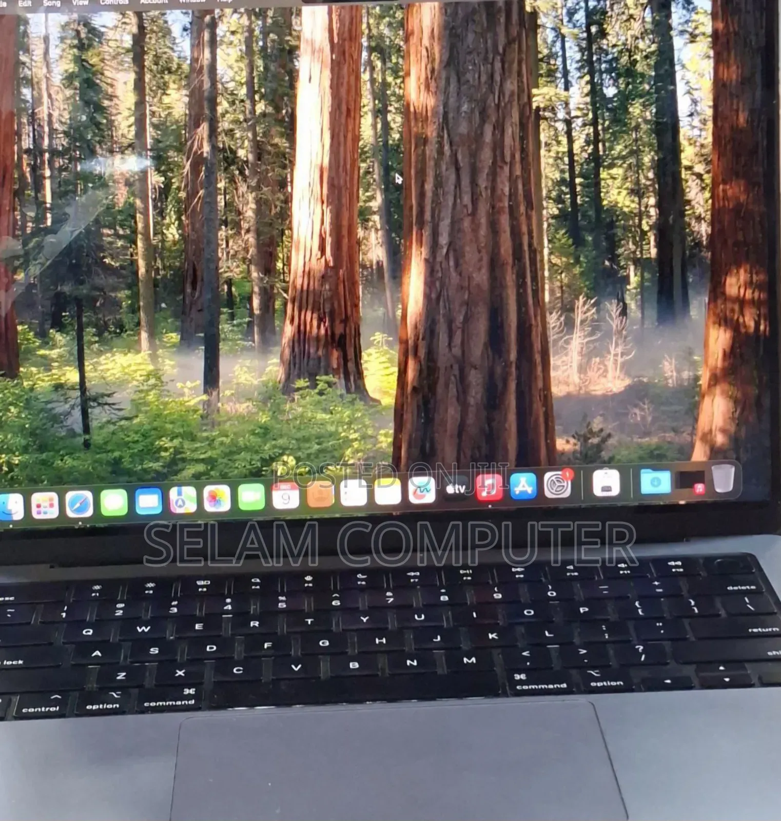 New Laptop Apple MacBook Pro M1 32GB Apple M1 Pro SSD 512GB