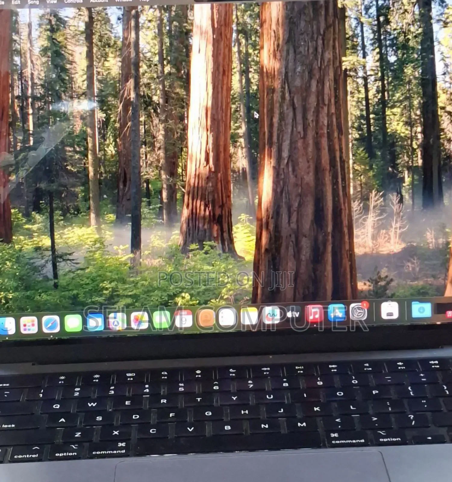 New Laptop Apple MacBook Pro M1 32GB Apple M1 Pro SSD 512GB