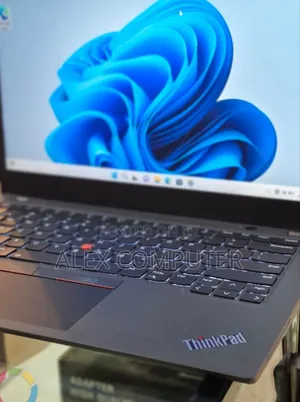 New Laptop Lenovo ThinkPad T14s G4 16GB Intel Core I7 SSD 512GB