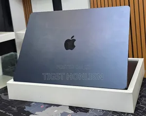 New Laptop Apple MacBook Air 16GB Apple M4 SSD 512GB