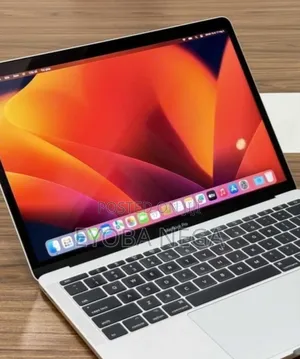 Laptop Apple MacBook Pro 2017 16GB Intel Core I7 SSD 512GB