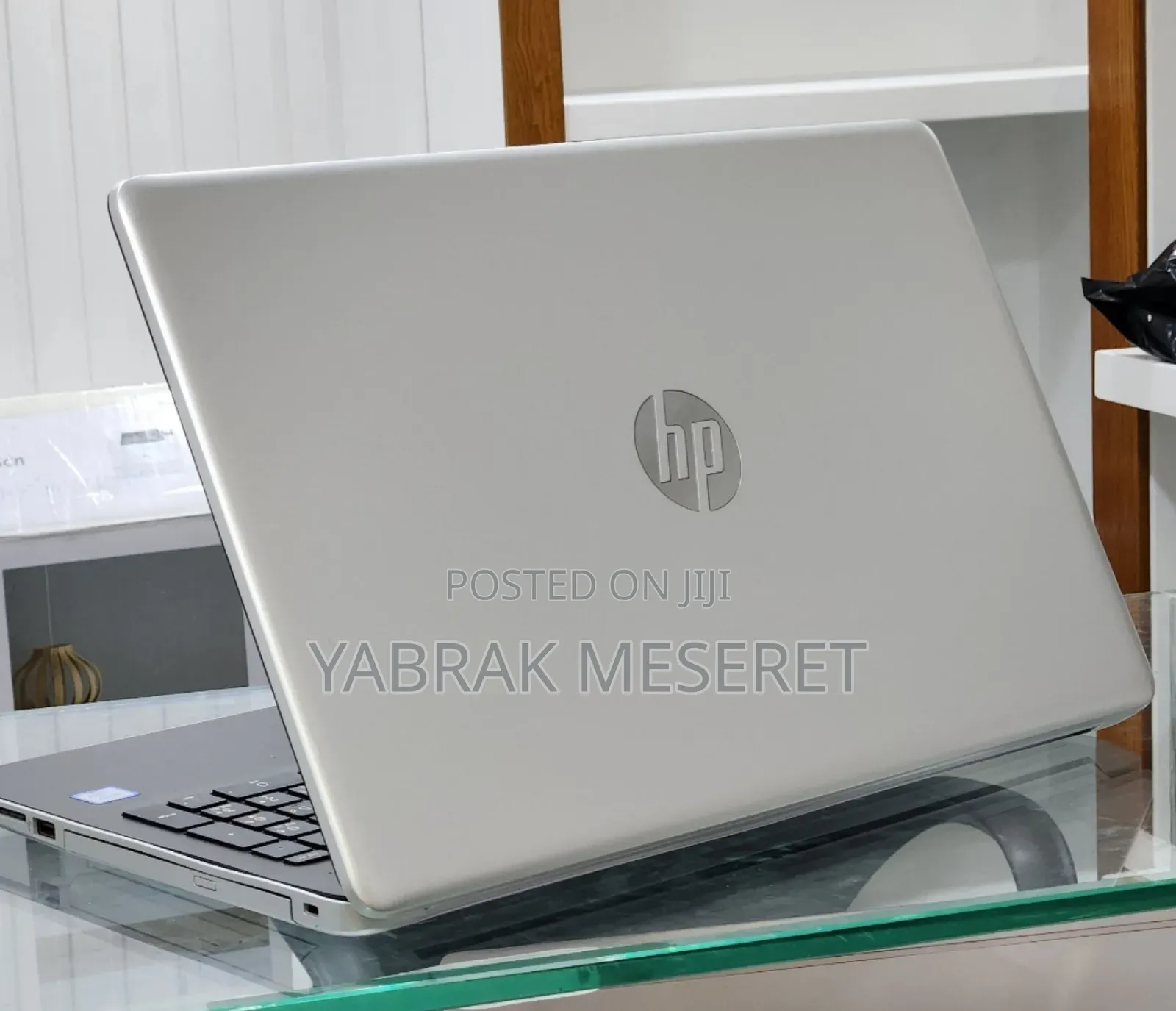 New Laptop HP Pavilion 15 4GB Intel Core 3 HDD 1T