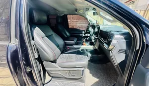 Ford F-150 2022 Black