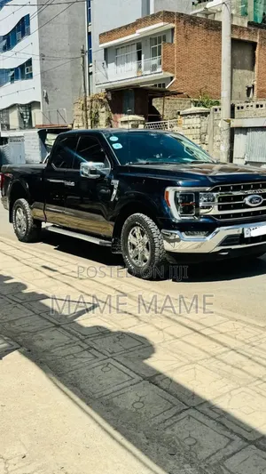 Ford F-150 2022 Black