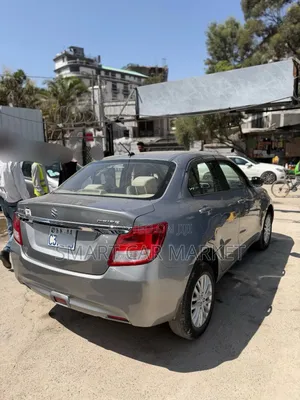 Suzuki Dzire 2022 Silver