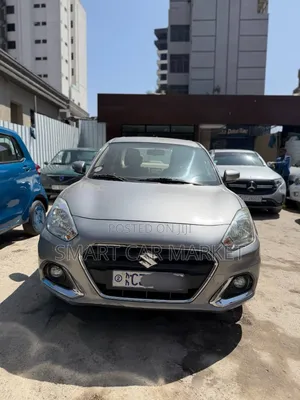 Suzuki Dzire 2022 Silver