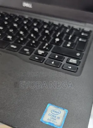 Laptop Dell Latitude 5310 8GB Intel Core I5 SSD 256GB