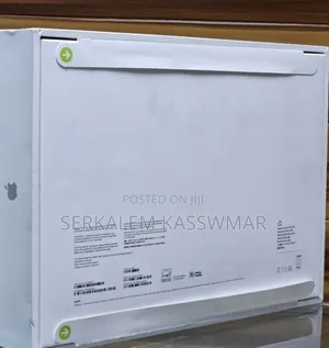 New Laptop Apple MacBook Air 2025 M4 13-Inch 16GB Apple M4 SSD 1T