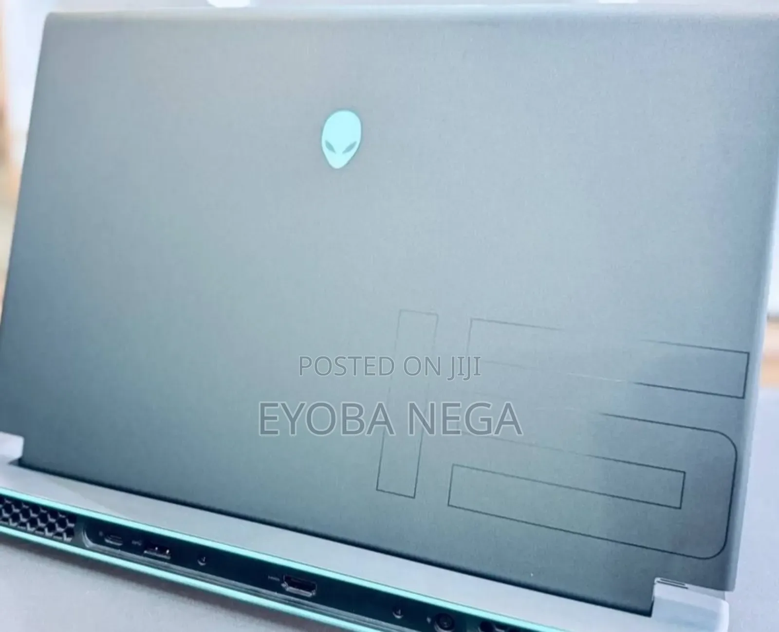 New Laptop Alienware M15 R3 24GB AMD Ryzen 9 SSD 1T