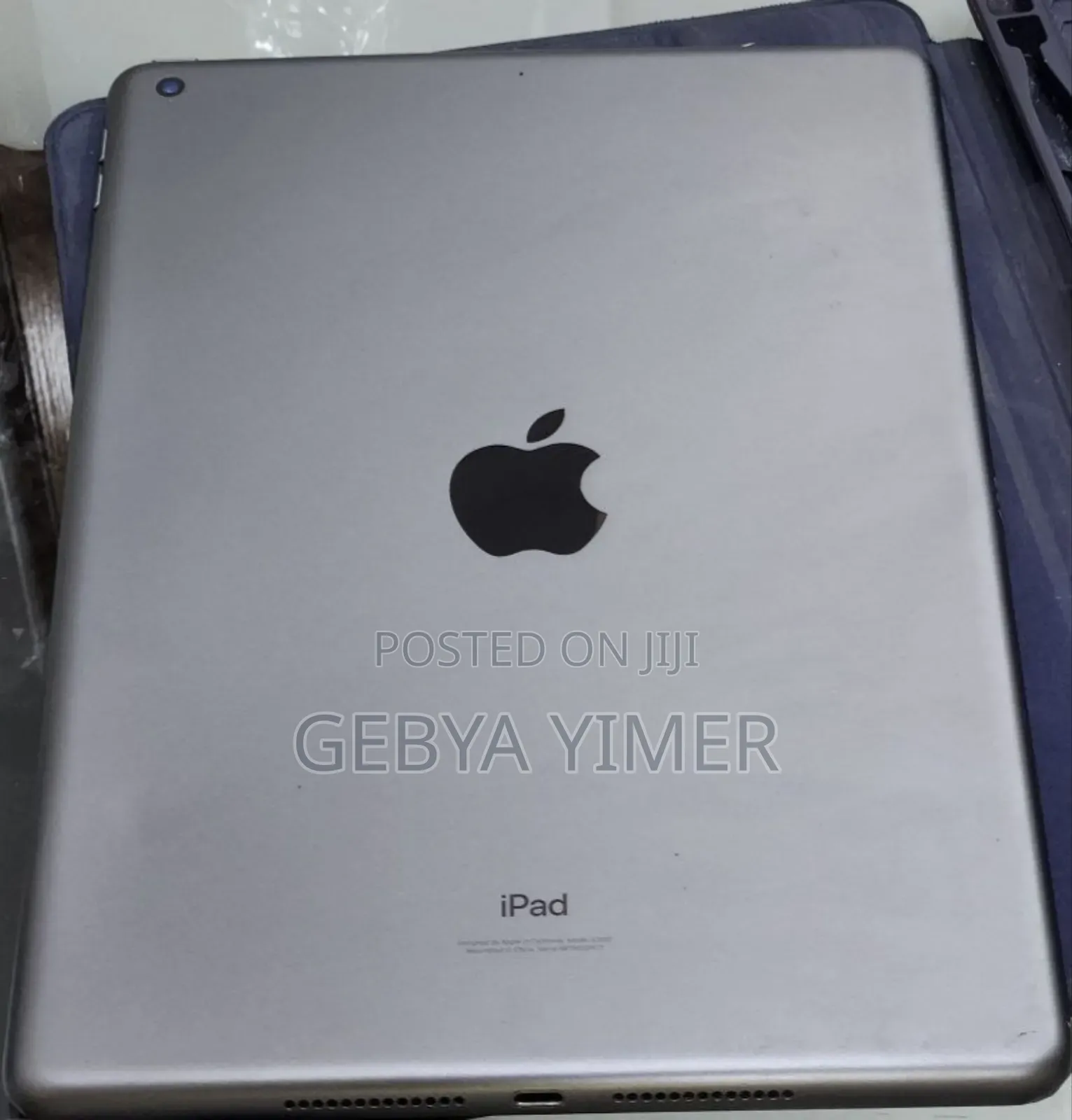 New Apple iPad Air 64 GB Gray