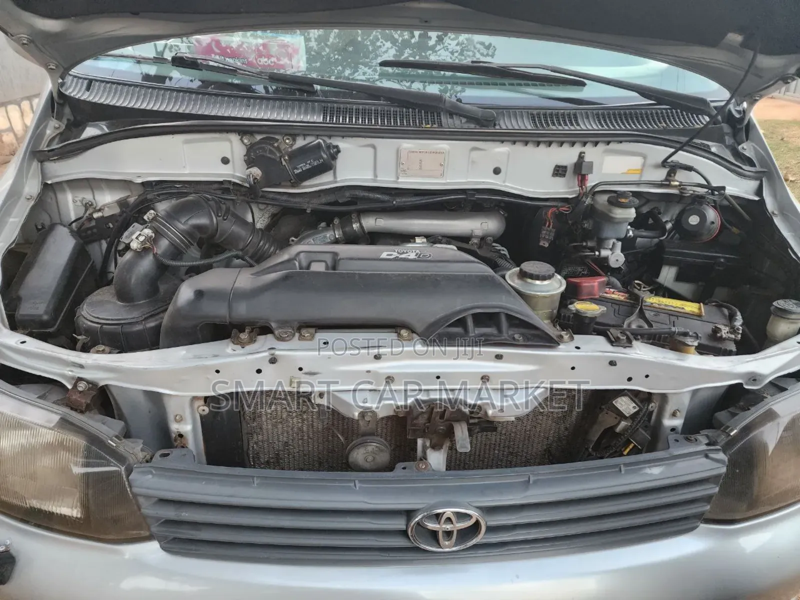 Toyota HiAce 2006 Silver