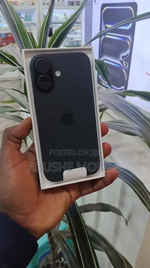 New Apple iPhone 17 256 GB Black