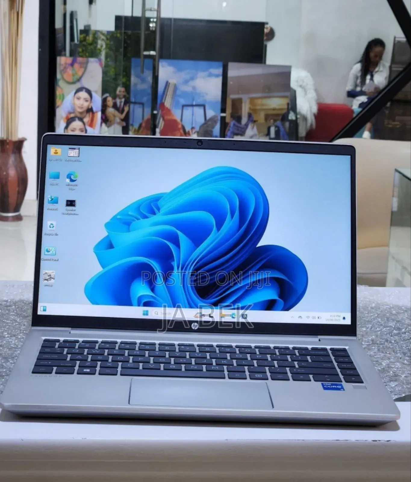 New Laptop HP ProBook 440 G8 8GB Intel Core I5 SSD 256GB