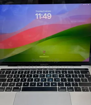 New Laptop Apple MacBook Pro 2019 8GB Intel Core I5 SSD 128GB