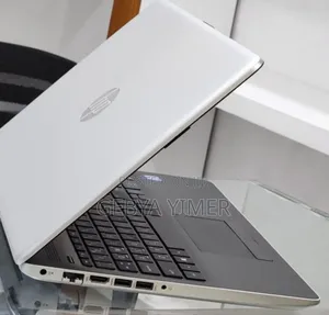 New Laptop HP Stream Notebook 4GB Intel Core I3 SSD 1T