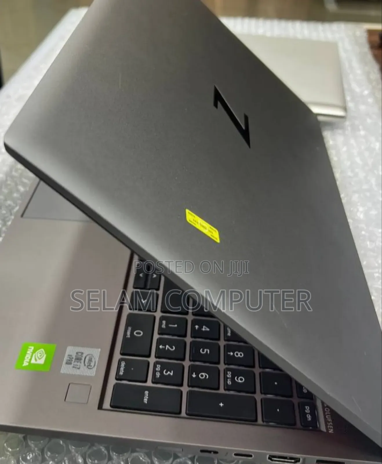 New Laptop HP ZBook Studio G8 16GB Intel Core I7 SSD 512GB