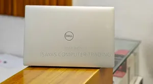 New Laptop Dell XPS 15 16GB Intel Core I9 SSD 512GB