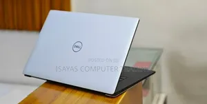 New Laptop Dell XPS 15 16GB Intel Core I9 SSD 512GB