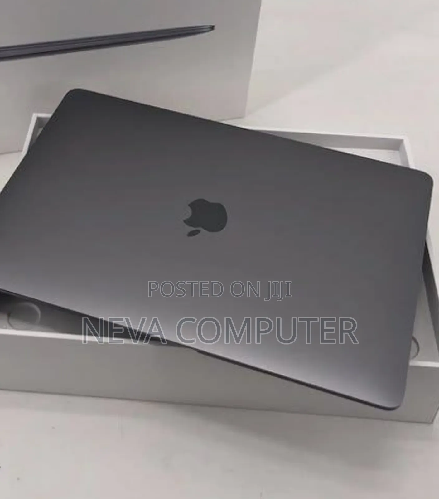 New Laptop Apple MacBook Air 2020 M1 16GB Apple M1 SSD 256GB