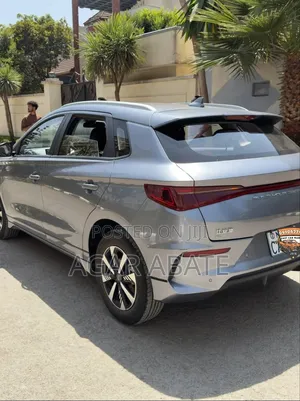 BYD E2 43 kWh 94 hp FWD 2025 Gray