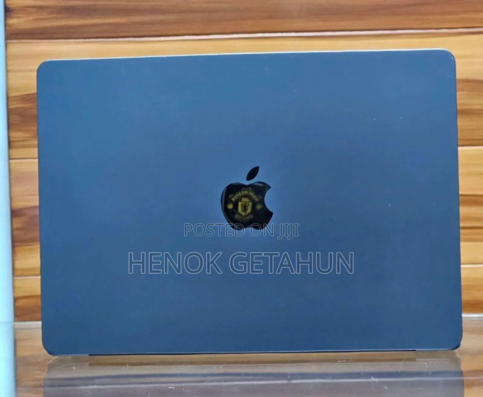 New Laptop Apple MacBook Air 2025 M4 13-Inch 16GB AMD A4 SSD 256GB