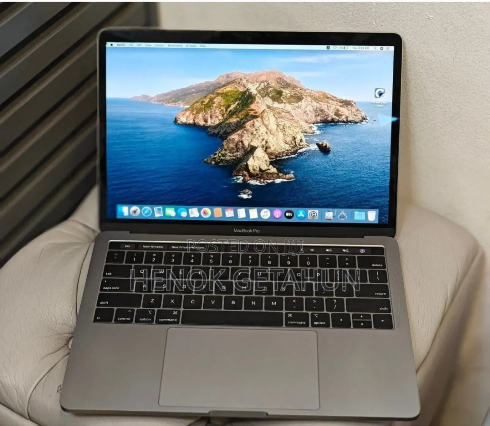 New Laptop Apple MacBook Pro 2019 16GB Intel Core I7 SSD 1T