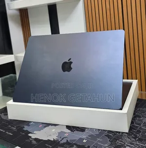 New Laptop Apple MacBook Air 2025 M4 15-Inch 16GB Apple M4 SSD 256GB
