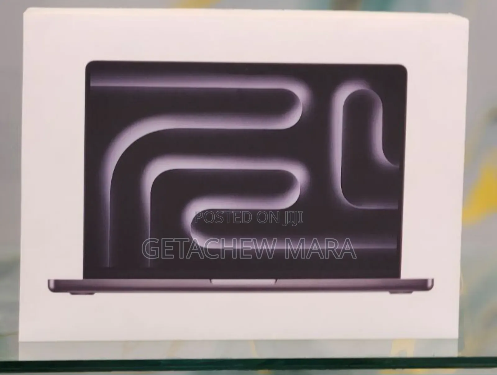 New Laptop Apple Macbook Pro 2025 M5 14-Inch 16GB Apple M5 SSD 512GB